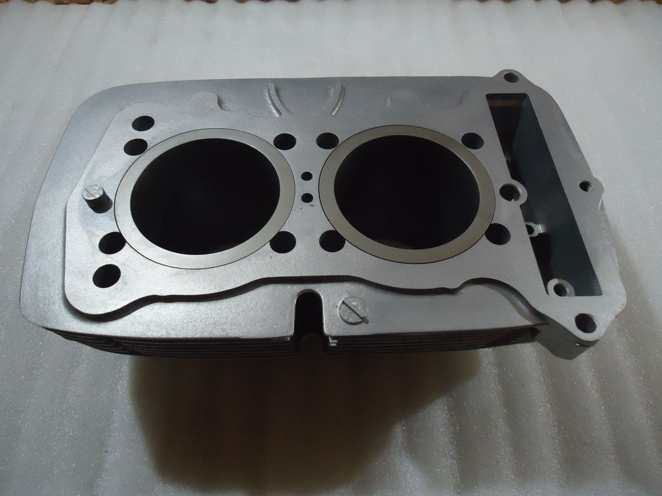 Yamaha XS500 Engine Cylinder Barrels XS 500 Jugs