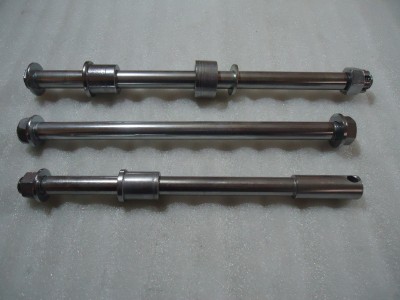 Kawasaki GPX600R Front Rear Wheel Spindles GPX600 Swingarm Axle Spindle