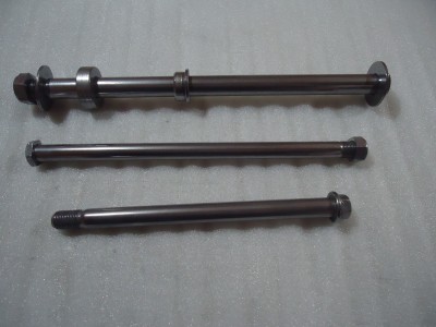 Yamaha FZS600 Fazer Front Rear Wheel Spindles FZS 600 Swingarm Axle Spindle