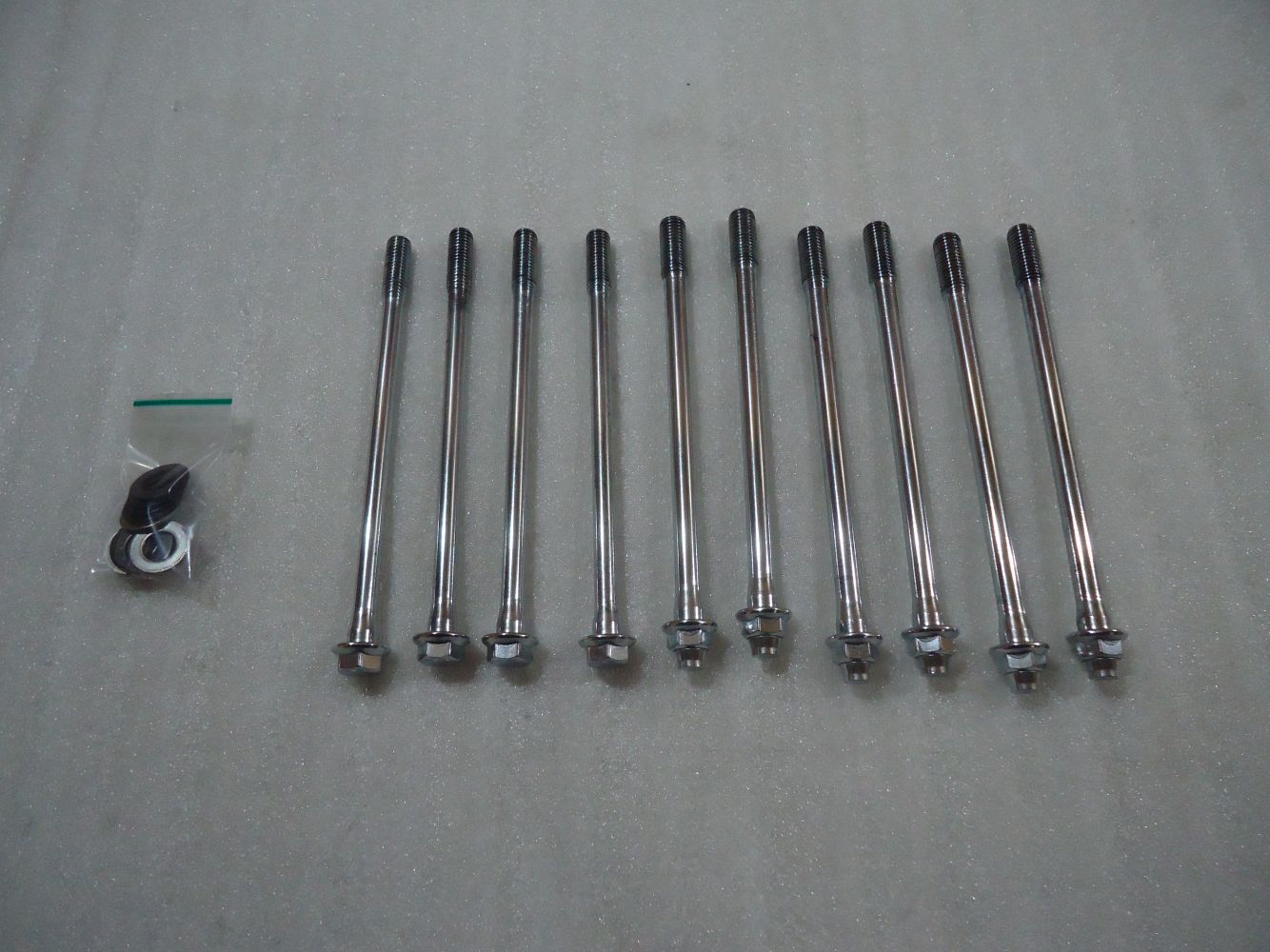 Kawasaki GPZ1000RX Engine Cylinder Head Bolts GPZ1000