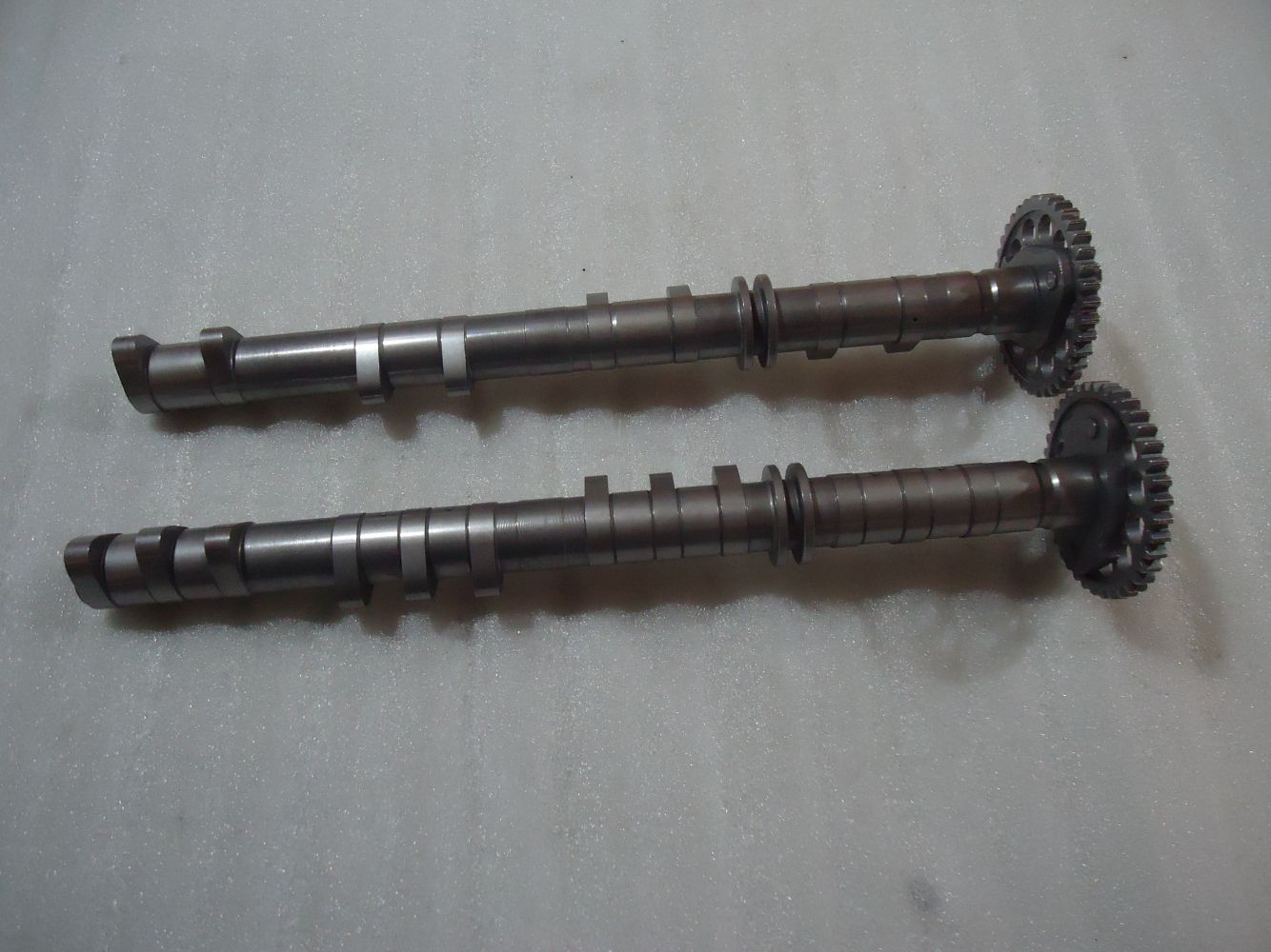 Yamaha R1 Inlet Exhaust Camshafts YZF-R1 Engine Camshaft 