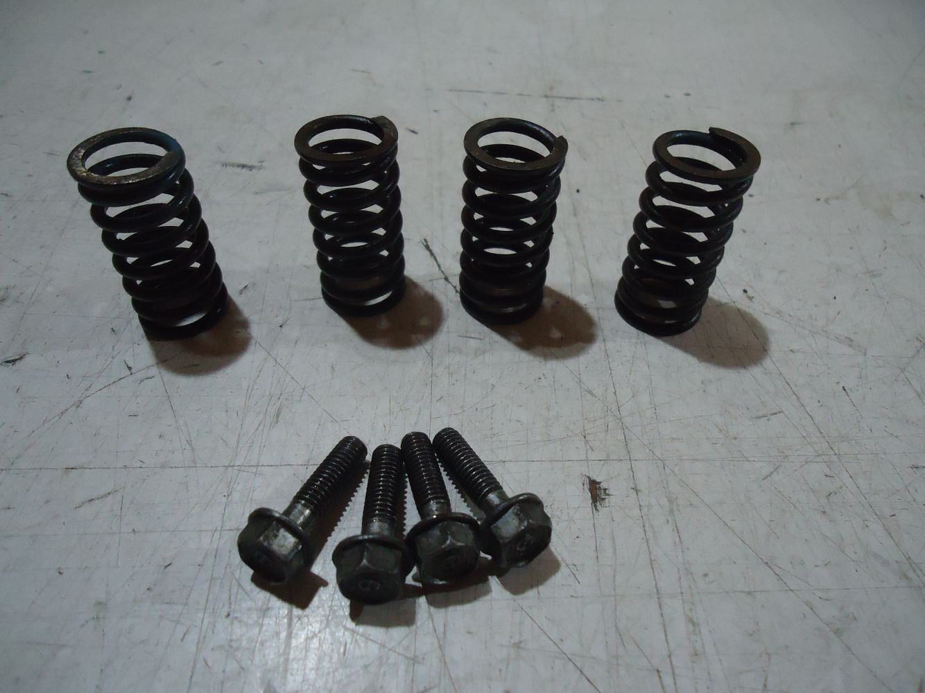 Honda CB750F2 Engine Clutch Springs & Bolts CB750 SOHC
