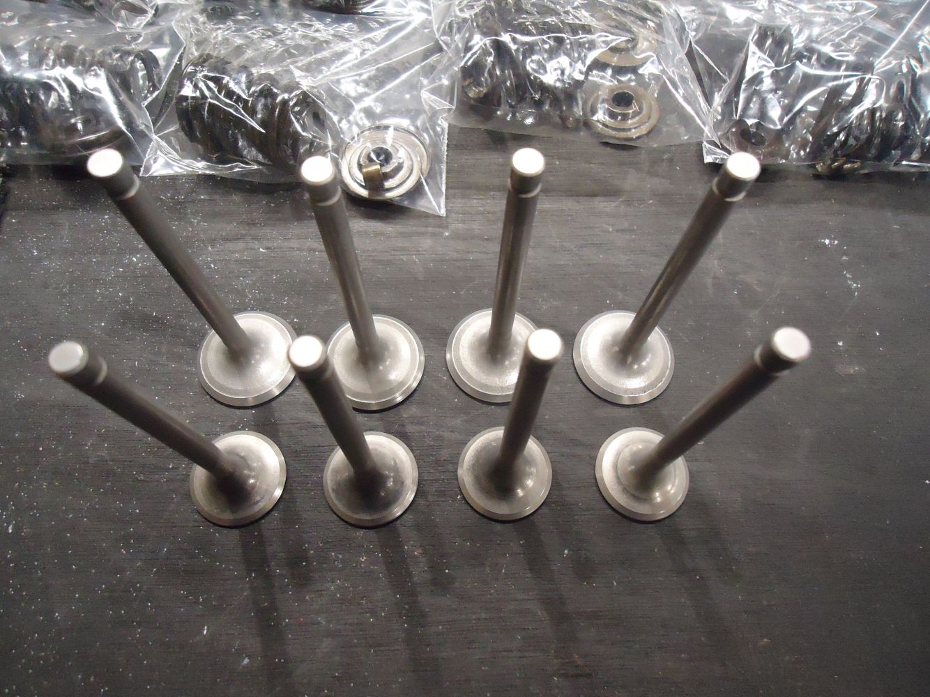 Yamaha XJ550 Seca Inlet Exhaust Valve XJ 550 Engine Valves