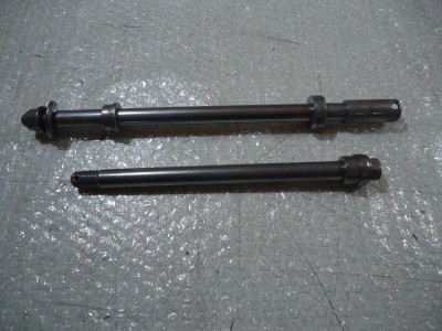 Yamaha XJ900S Front Rear Wheel Spindle Axle XJ900 Diversion Spindles