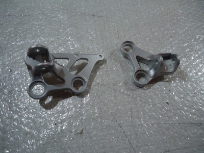 Honda CBR1000F Front Footrest Hangers CBR1000 Footpeg Mount Bracket Hanger