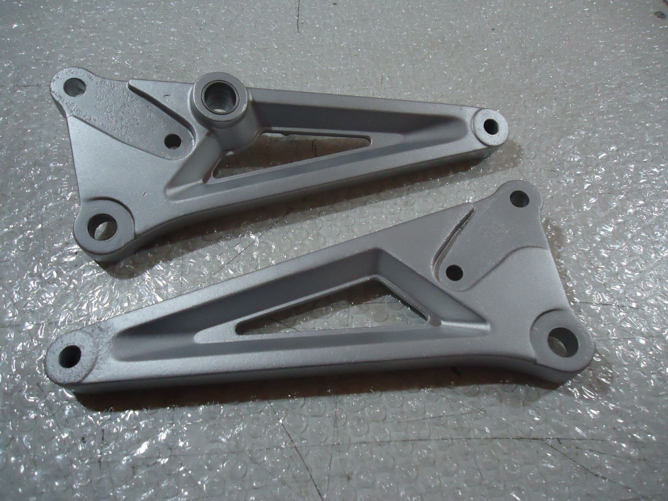 Honda CB125T Footrest Hanger Brackets CB125 Footpeg Hangers CB250