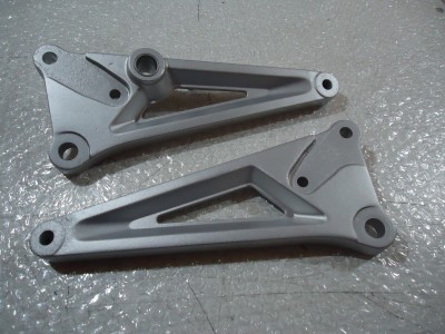 Honda CB125T Footrest Hanger Brackets CB125 Footpeg Hangers CB250