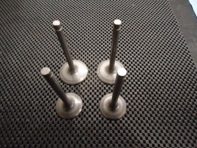 Yamaha XV1000 Virago Inlet Exhaust Valve XV1100 Engine Valves XVS1100 BT1100