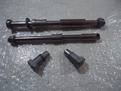 Kawasaki GT750 Front Rear Wheel Spindle Axles GT 750 Swingarm Pivot Bolts Spindles