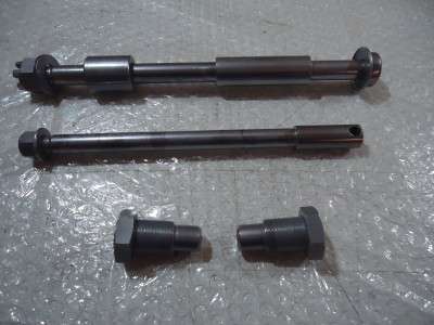Kawasaki GT550 Front Rear Wheel Spindle Axles GT 550 Swingarm Pivot Bolts Spindles