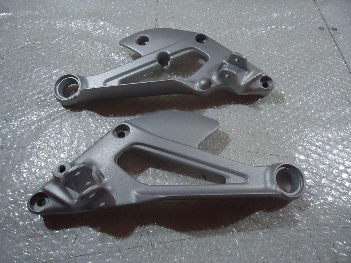 Yamaha XJ600S Diversion Footrest Hangers XJ600 Footpeg Mount Brackets Hanger XJ 600