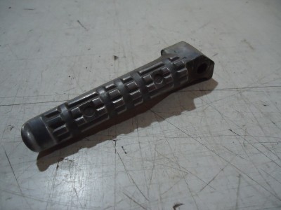 Yamaha FZ750 Genesis R-H Rear Footrest FZ 750 Pillion Footpeg