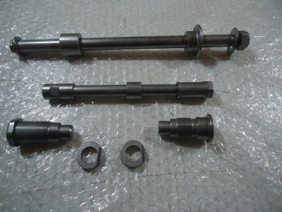 Honda VF500F Front Rear Wheel Spindles VF500 Interceptor Swingarm Axle Bolts Spindle