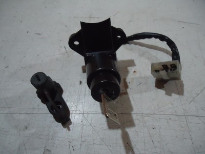 Kawasaki 750 Zephyr Ignition Barrel & Key ZR750 Helmet Lock