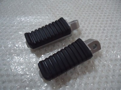 Kawasaki GPZ750R Rear Footrests GPZ750 Pillion Footpegs GPZ 750 Footrest ZX750G