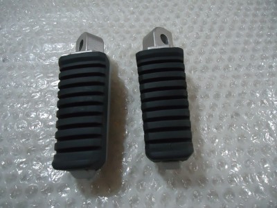 Kawasaki GPZ400R Rear Footrests GPZ400 Pillion Footpegs GPZ 400 Footrest ZX400