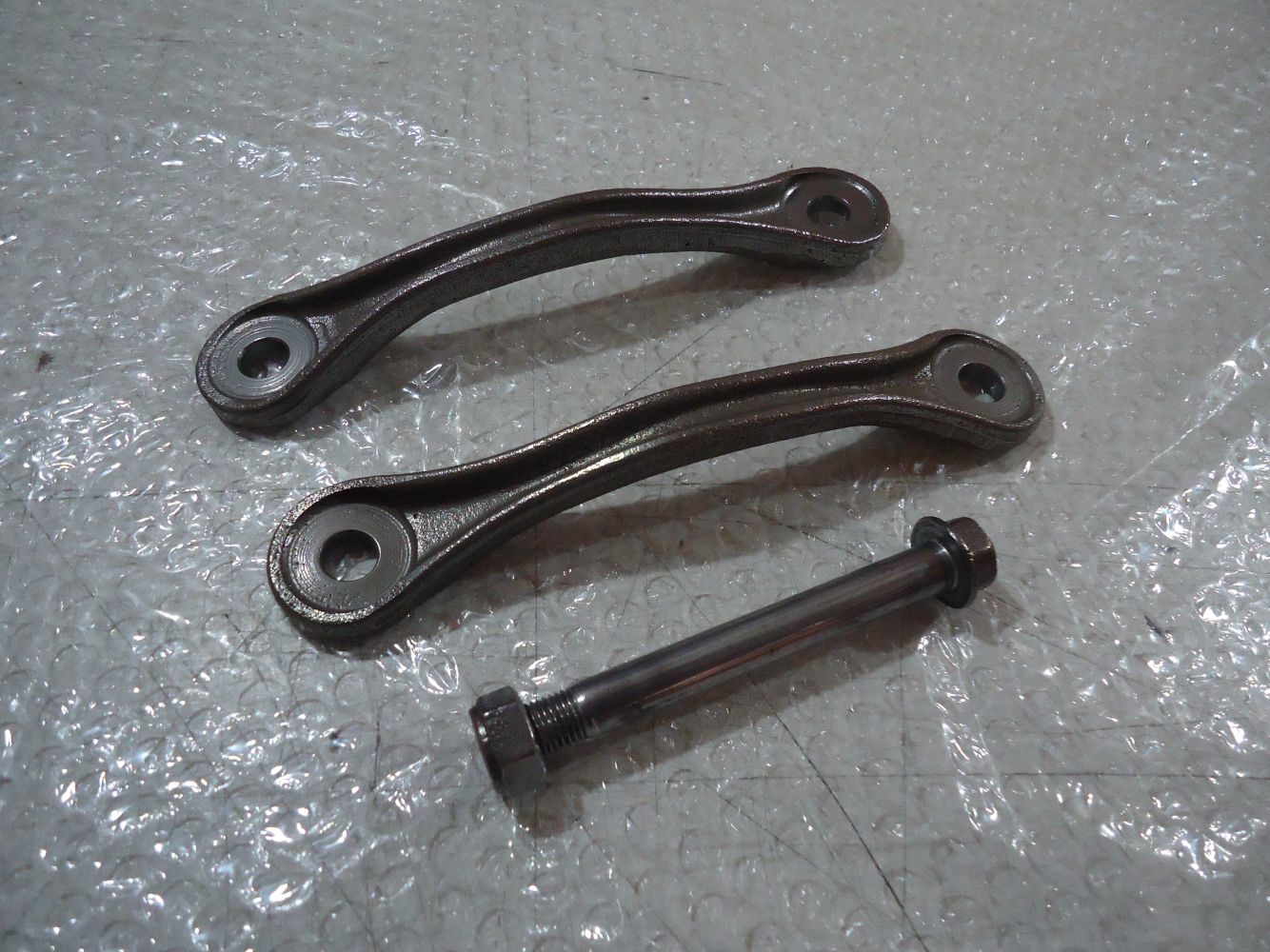 Kawasaki ZZR600 Shock Linkage Arms ZZR 600 Rear Suspension Arm Bolt Dog Bones