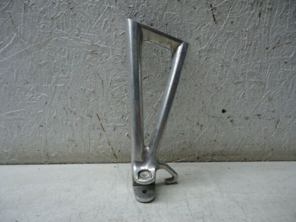 YAMAHA R6 LH REAR FOOTREST HANGER YZF600 PILLION FOOTPEG HANGER