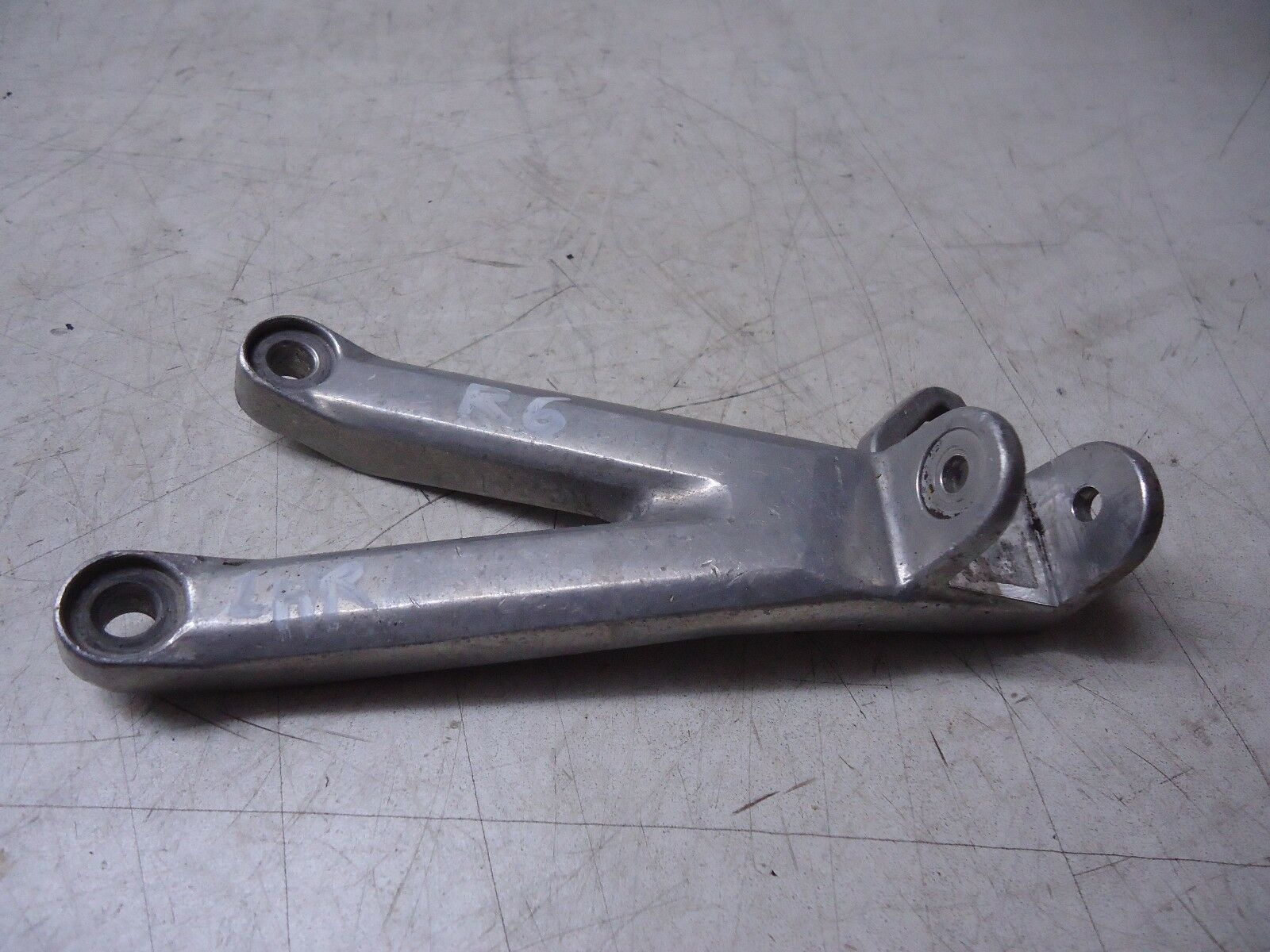 Yamaha R6 Rear Footrest Hanger YZF-R6