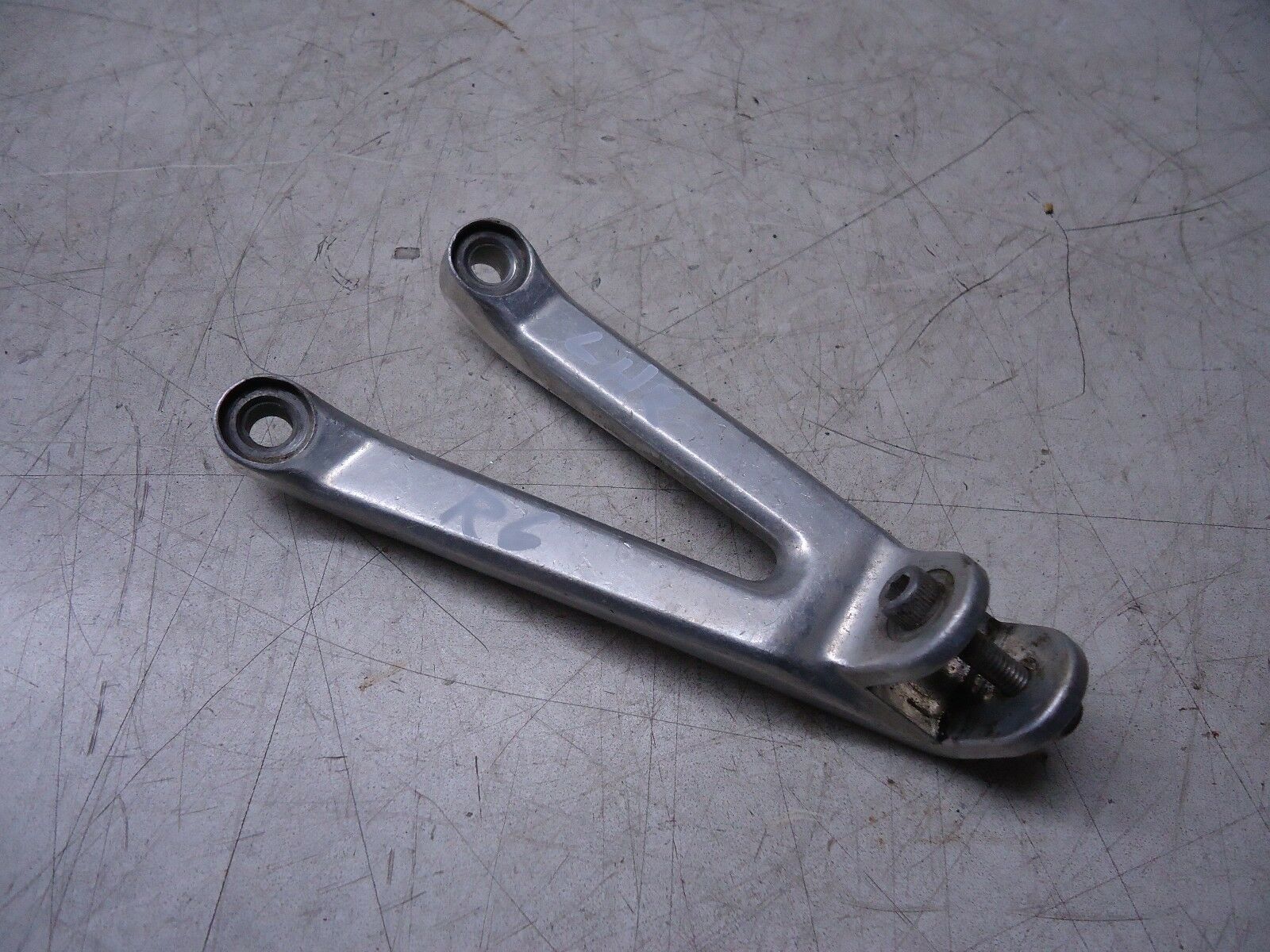 Yamaha R6 Rear Footrest Hanger YZF-R6