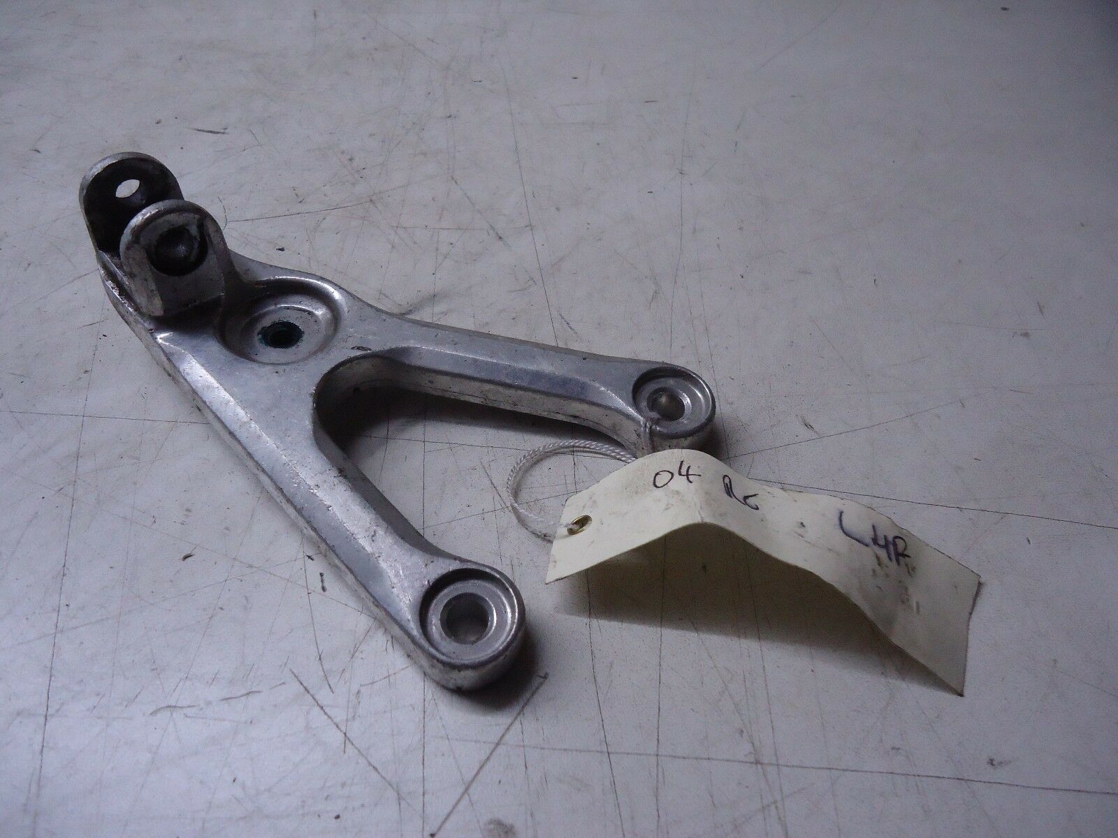 Yamaha R6 Rear Footrest Hanger YZF-R6