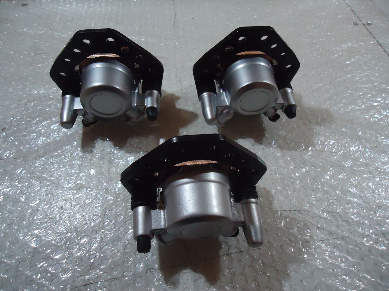 Kawasaki GPZ900R Brake Calipers GPZ900 Front Rear Caliper GPZ750R