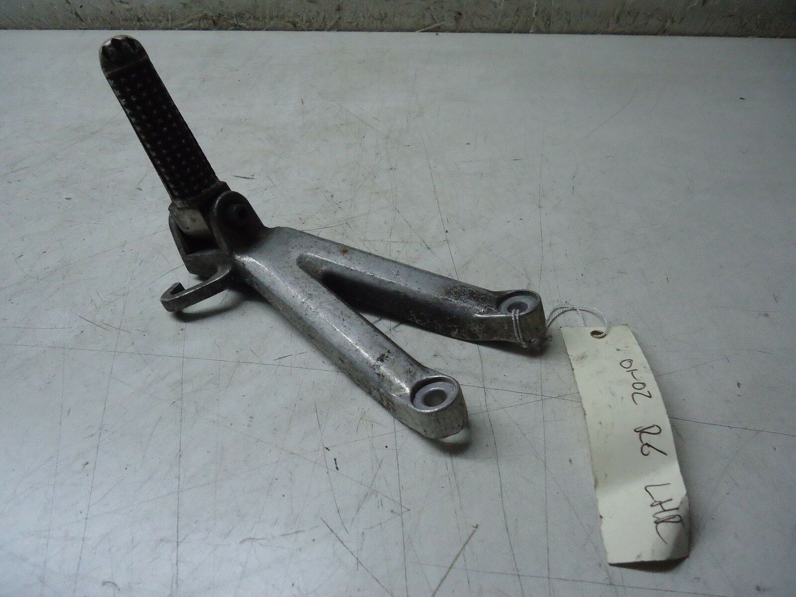 Yamaha R6 Rear Footrest Hanger YZF-R6