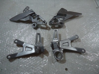 Yamaha FZR1000 Genesis Front Rear Footrest Hanger FZR 1000 Footpeg Mount Brackets Hangers