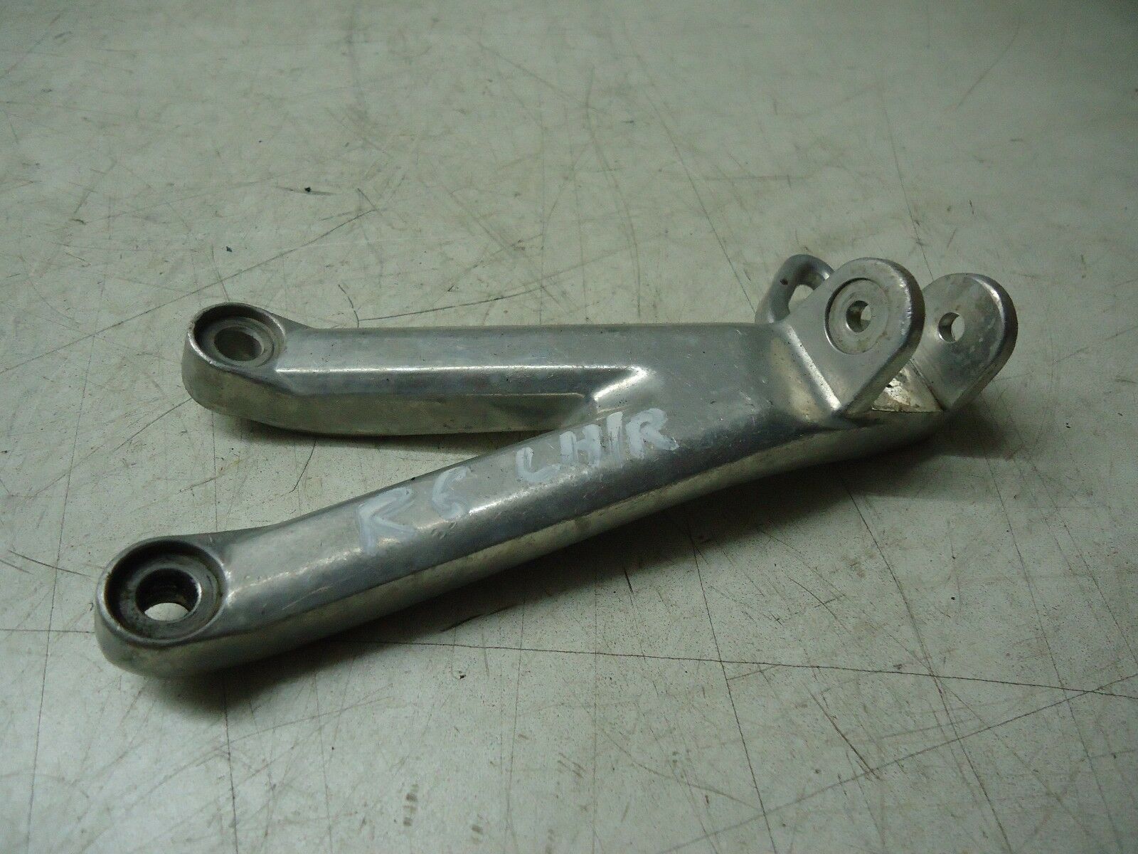 Yamaha R6 Rear Footrest Hanger YZF-R6