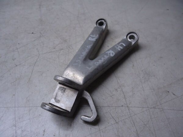 Yamaha R6 Rear Footrest Hanger YZF-R6