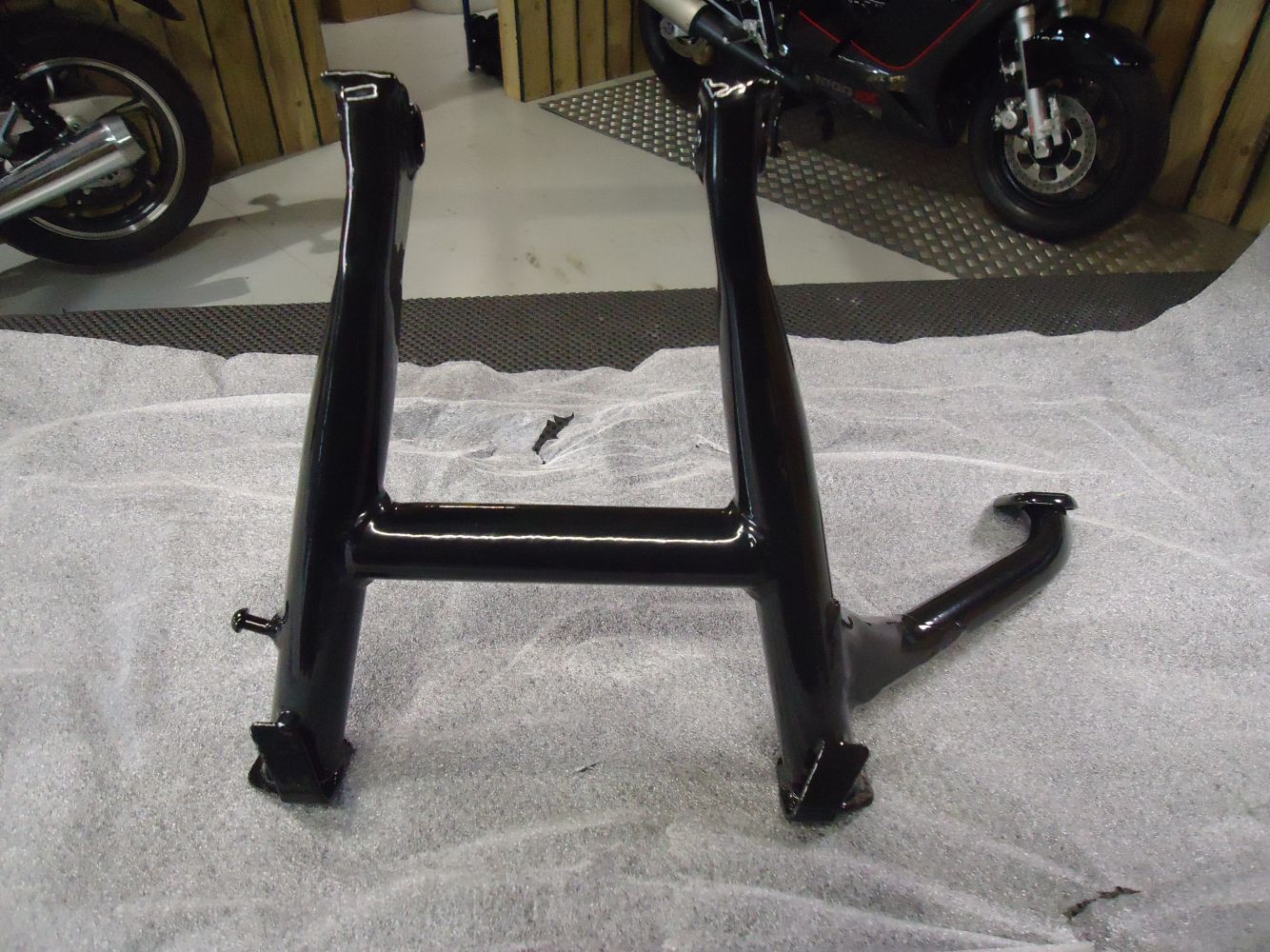 Kawasaki GPX750R Centre Stand GPX750