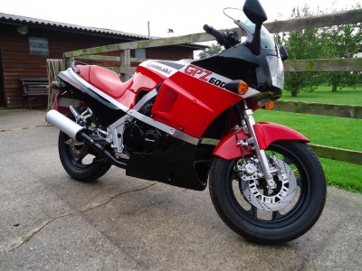 Kawasaki GPZ600R