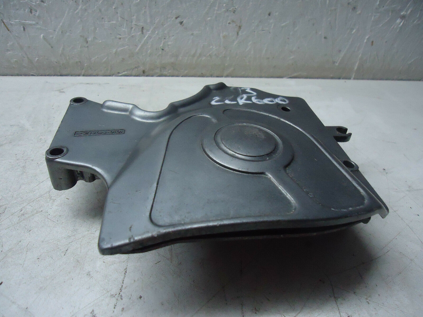 Kawasaki ZZR600 Engine Sprocket Cover