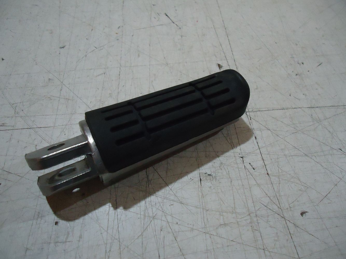 Honda CBX750F R-H Front Footrest CBX750 Footpeg RC17