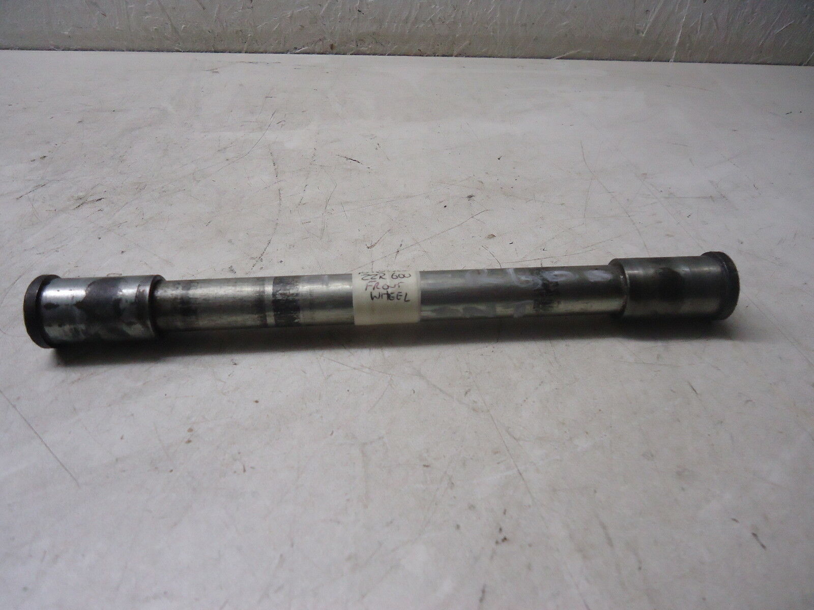 Kawasaki ZZR600 Front Wheel Spindle Axle