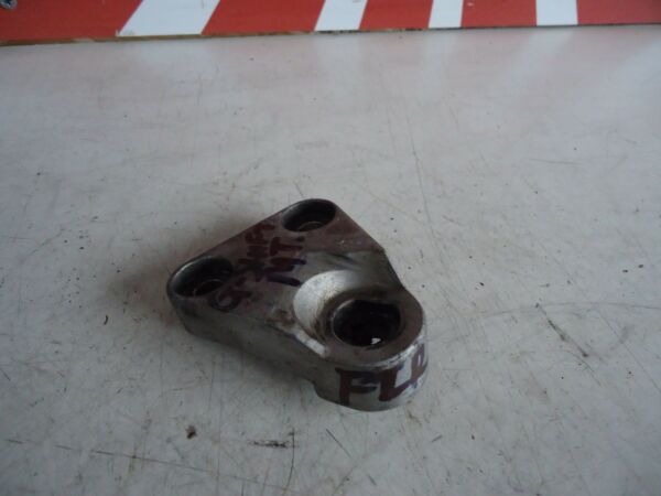 Yamaha FZR600 LH Front Footrest Hanger 3HE FZR600 Footpeg Hanger Bracket