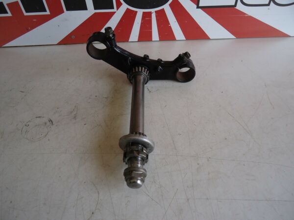Yamaha FZR600 Lower Fork Yoke