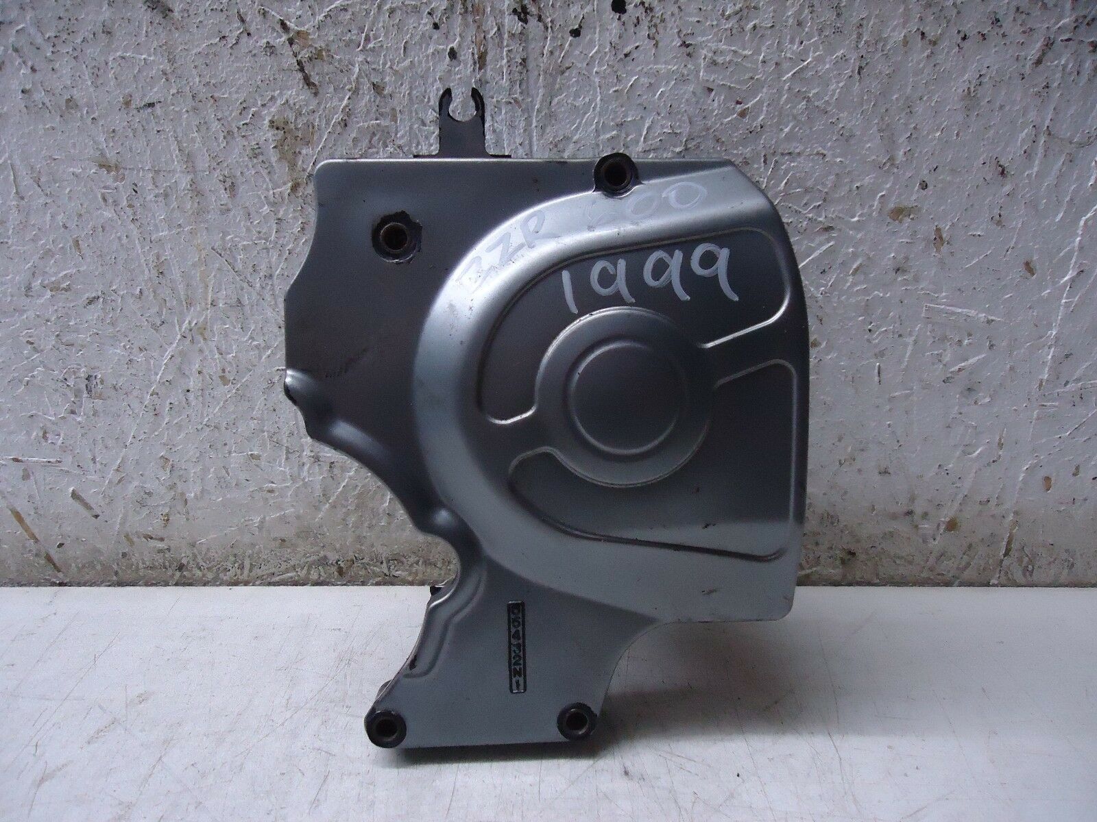 KAWASAKI ZZR600 SPROCKET COVER 1999 