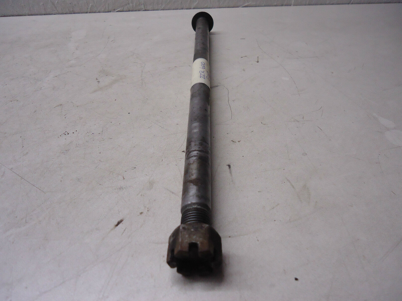 Kawasaki ZZR600 Rear Wheel Spindle Axle