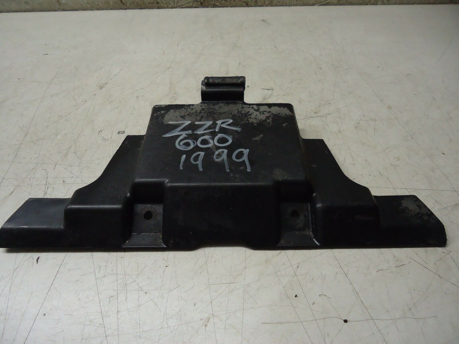 Kawasaki ZZR600 Engine Heatshield Cover Panel