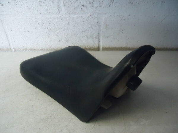 Yamaha FZR600 Riders Seat