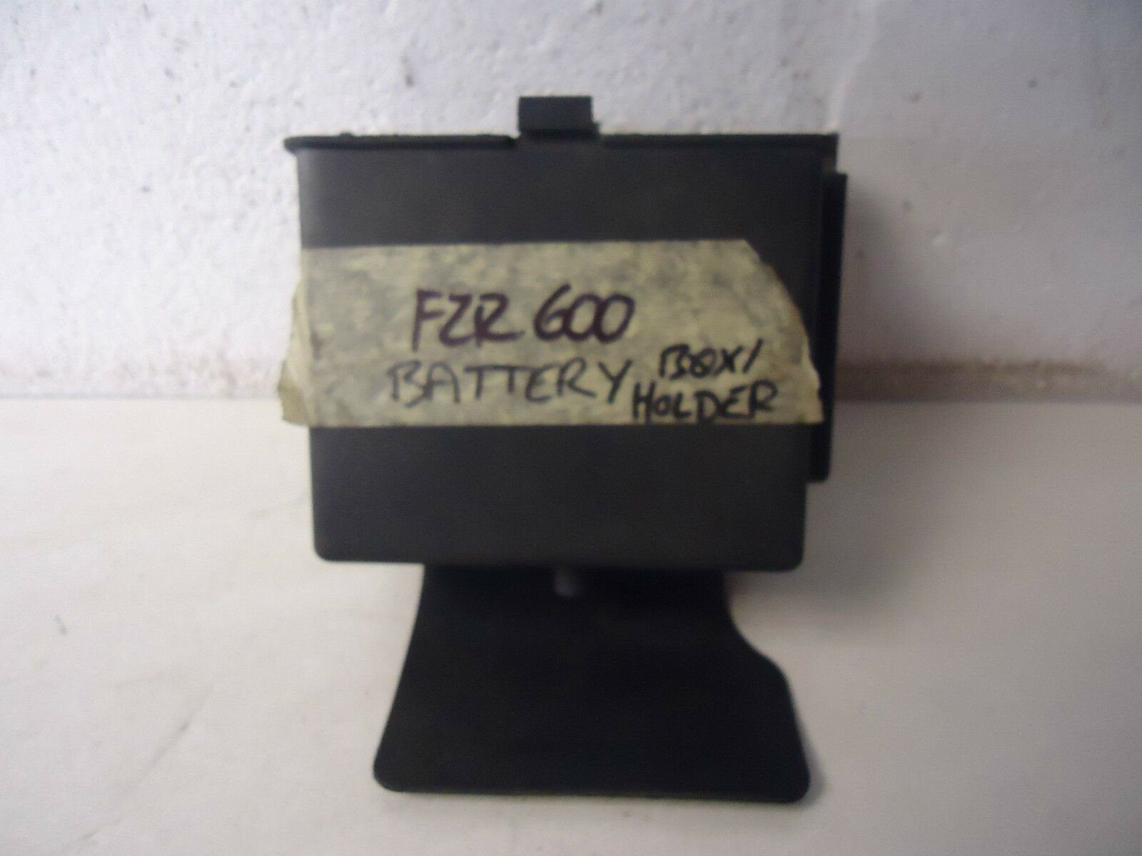 Yamaha FZR600 Battery Box 
