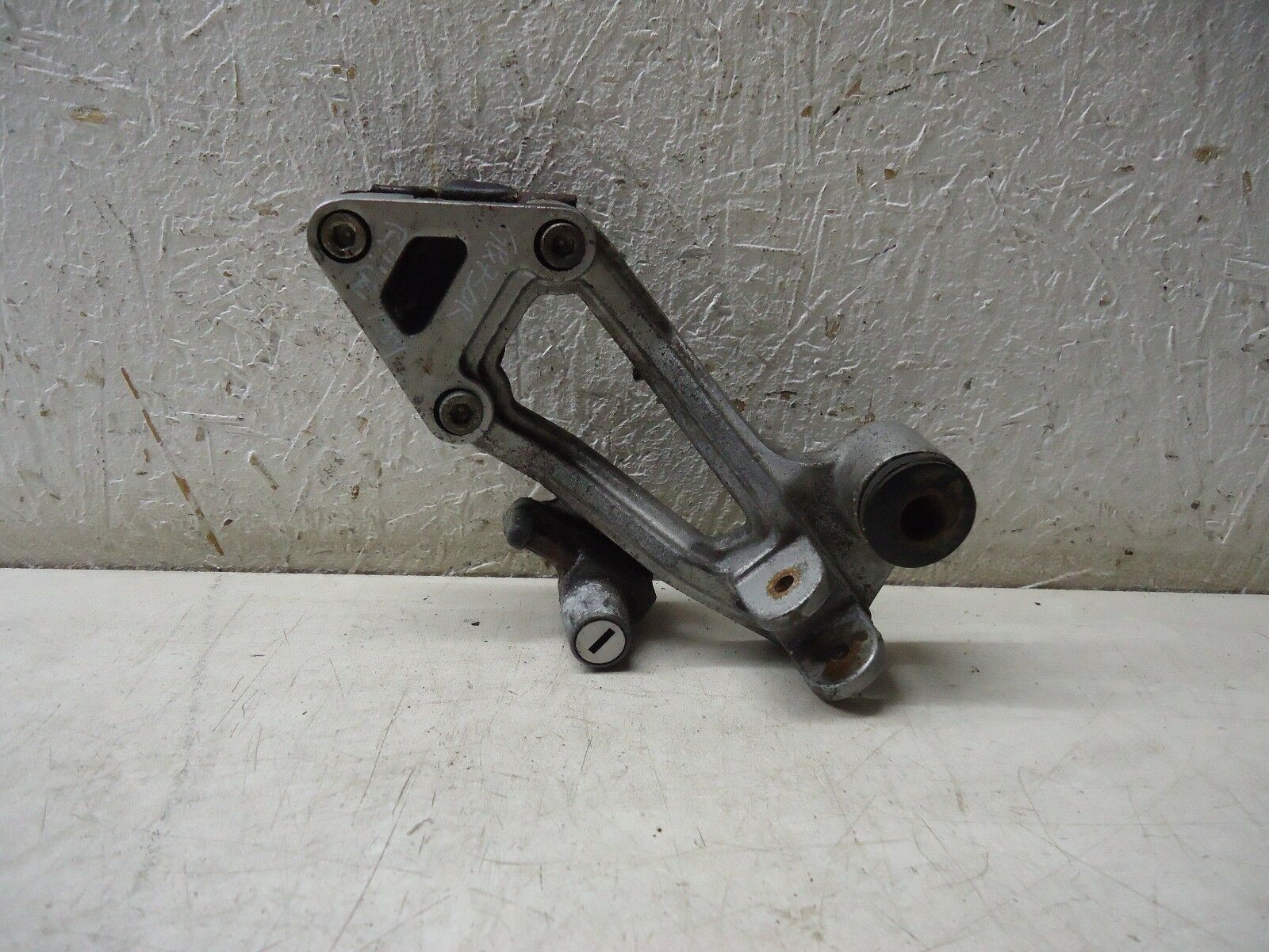 Kawasaki GPX750R Rear Footrest Hanger 
