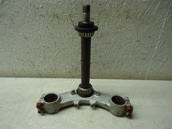 Kawasaki GPX600R Lower Fork Yoke