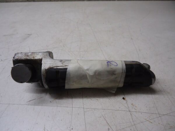 Kawasaki GPX750R Front Footrest