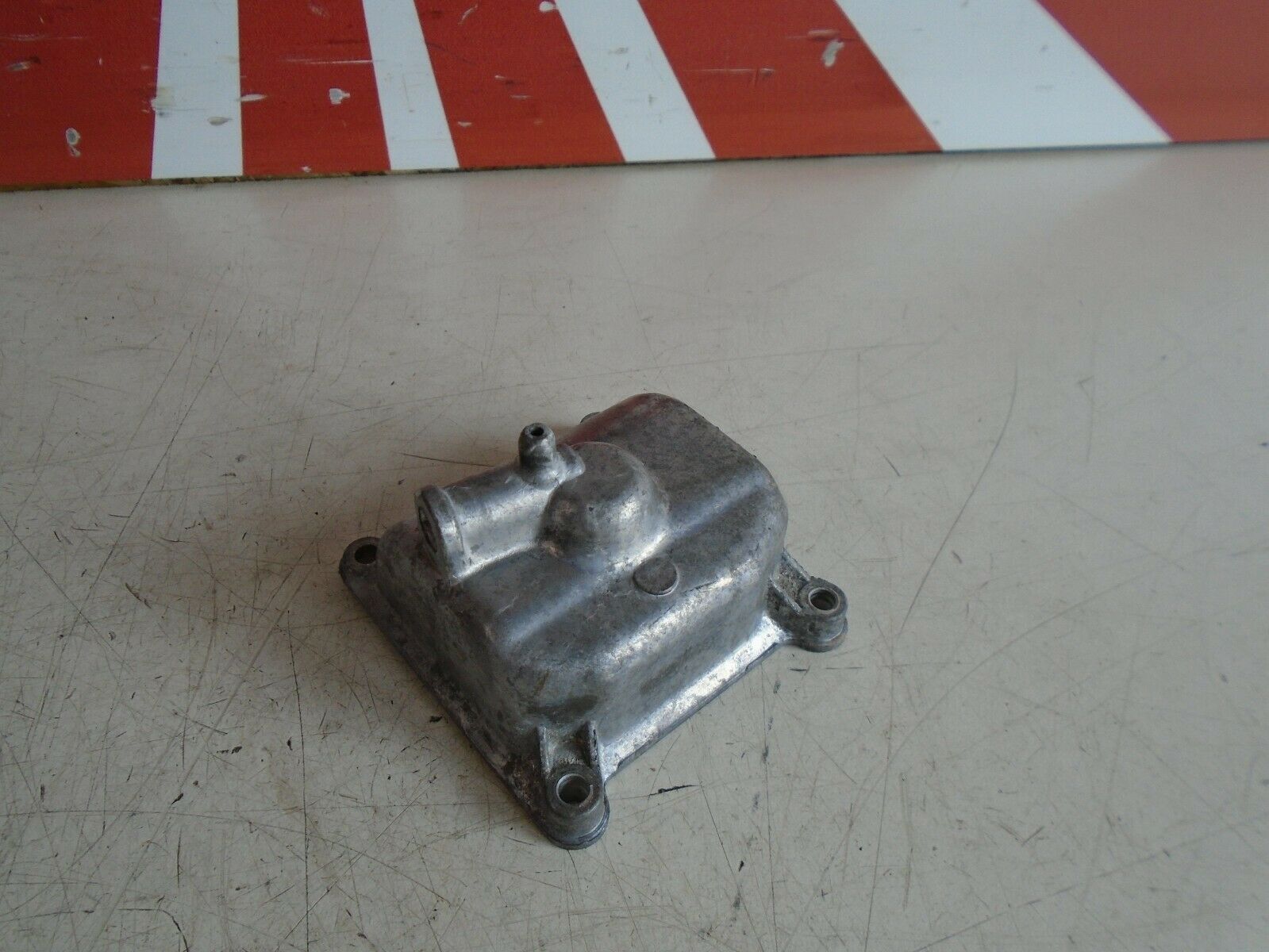 Kawasaki GPX750R Carb Float Bowl GPX750 Carburettor
